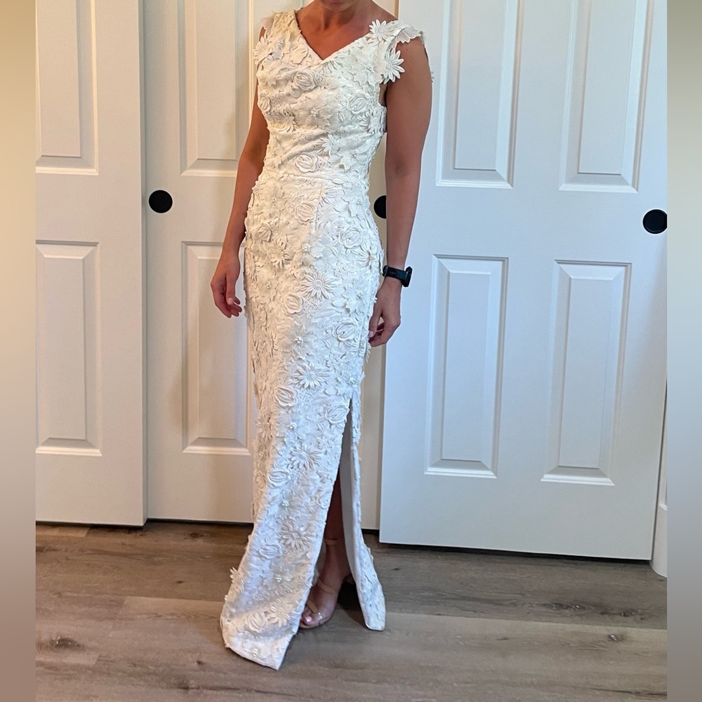 Black Halo Eve Lace Gown